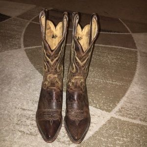 Justin Cowboy Boots